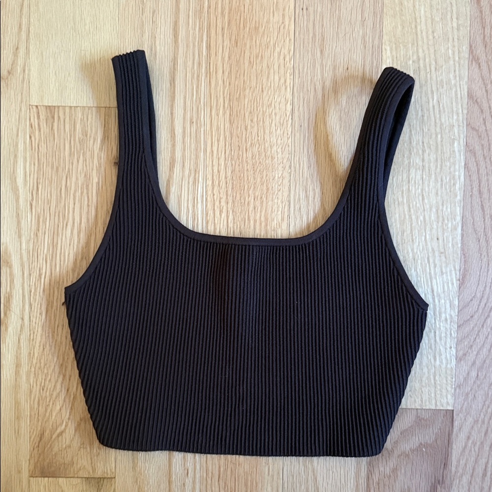 Aritzia Brown Ribbed Women's Top